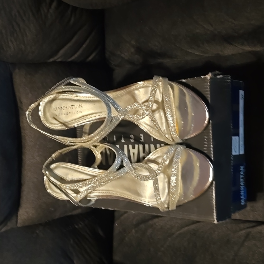 Dress shoes